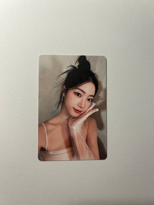 Kazuha LE SSERAFIM unforgiven weverse ver photocard